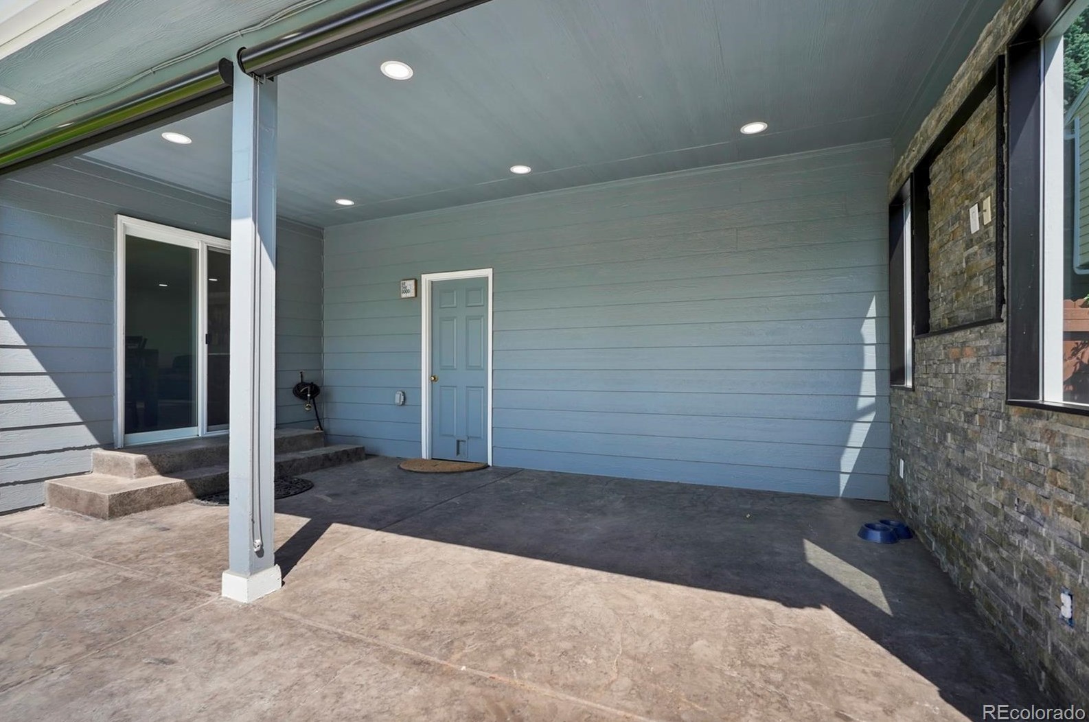 1521 Ventura St, Denver CO  80017-5352 exterior