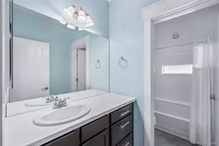 10872 E 28th Pl, Denver, CO 80238 - Photo 34