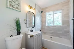 562 Lima St, Aurora, CO 80010 - Photo 12