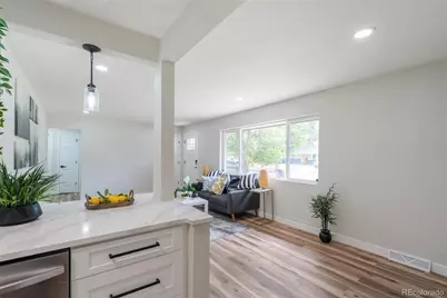 562 Lima Street, Aurora, CO 80010 - Photo 4