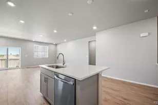 4568 N Sicily Ct, Aurora, CO 80019 - Photo 8