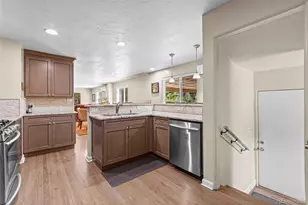 5645 S Crocker St, Littleton, CO 80120 - Photo 16