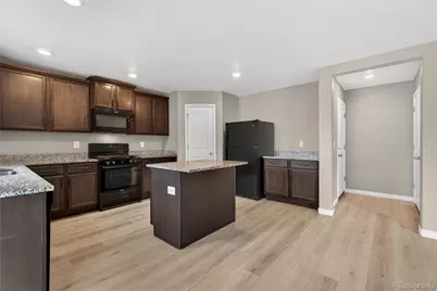 47308 Clover Avenue, Bennett, CO 80102 - Photo 8