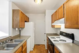 1930 S Balsam St, Lakewood, CO 80227 - Photo 14