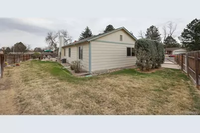 15681 E Jefferson Avenue, Aurora, CO 80013 - Photo 30