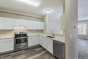 9758 Laredo Street, Commerce City, CO 80022 - Photo 6