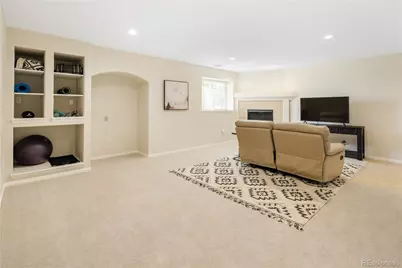 21962 E Canyon Place, Aurora, CO 80016 - Photo 28