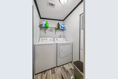 9400 Elm Court, Federal Heights, CO 80260 - Photo 12