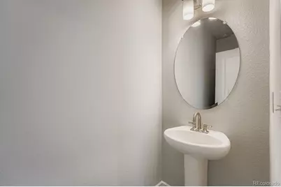 55020 E 27th Avenue, Strasburg, CO 80136 - Photo 16