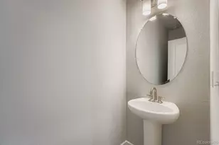 55020 E 27th Ave, Strasburg, CO 80136 - Photo 16