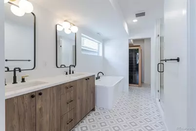 2660 S Acoma Street, Denver, CO 80223 - Photo 12