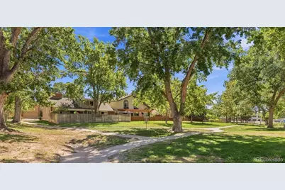 2893 S Oakland Circle E, Aurora, CO 80014 - Photo 40
