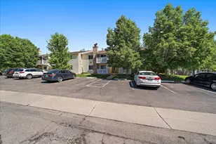 8555 Fairmount Dr, Denver, CO 80247 - Photo 18