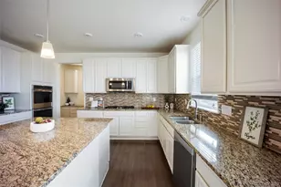 8255 S Vandriver Way, Aurora, CO 80016 - Photo 10