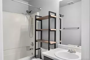 19770 E Lasalle Dr, Aurora, CO 80013 - Photo 22