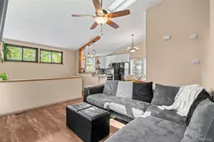 18405 E Union Dr, Aurora, CO 80015 - Photo 16