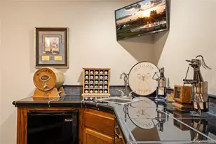 9038 Hunters Way, Highlands Ranch, CO 80129 - Photo 40