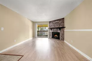 1760 S Pitkin Cir, Aurora, CO 80017 - Photo 6