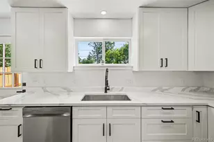 3734 S Cherokee St, Englewood, CO 80110 - Photo 10