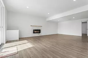 4825 S Riviera Way, Aurora, CO 80015 - Photo 36