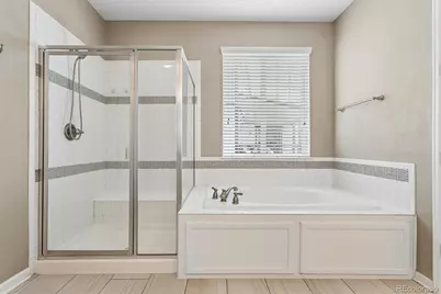 4825 S Riviera Way, Aurora, CO 80015 - Photo 24