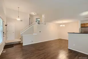 1117 S Ventura Cir, Aurora, CO 80017 - Photo 4