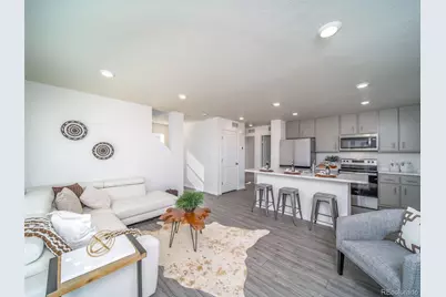 46514 Avery Lane, Bennett, CO 80102 - Photo 8