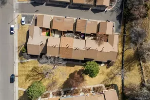 8742 E Amherst Dr, Denver, CO 80231 - Photo 32