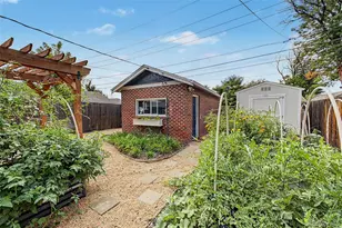 2051 S Sherman St, Denver, CO 80210 - Photo 40
