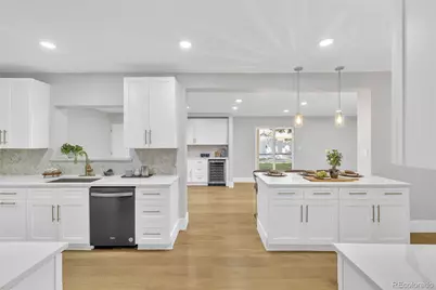 2930 Monaco St Pkwy, Denver, CO 80207 - Photo 12