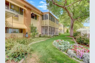 665 S Clinton Street #14A, Denver, CO 80247 - Photo 4