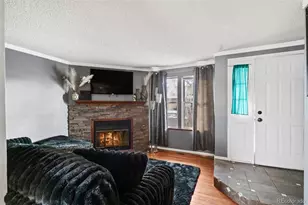 17211 E Ford Dr, Aurora, CO 80017 - Photo 4