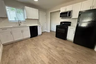 940 Moline St, Aurora, CO 80010 - Photo 8