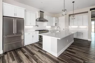 1945 Holmby Ct, Castle Rock, CO 80104 - Photo 4