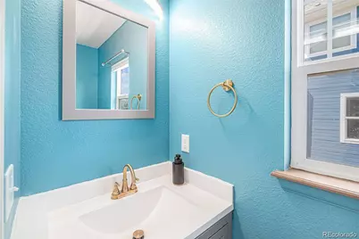 6147 N Flanders Street, Aurora, CO 80019 - Photo 12