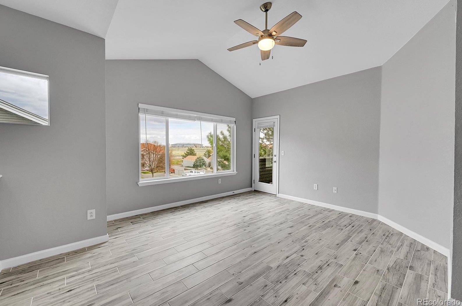 912 Yampa St, Denver, CO 80017-3415