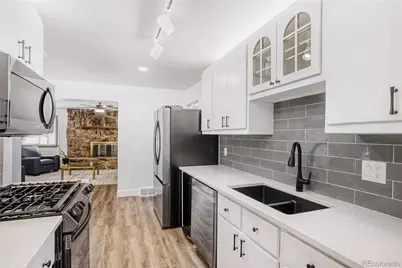 11550 E 2nd Avenue, Aurora, CO 80010 - Photo 8