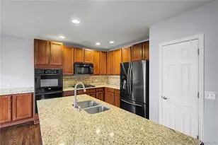 2158 Paint Pony Cir, Castle Rock, CO 80108 - Photo 4