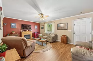 10140 Fairfax Ct, Denver, CO 80229 - Photo 4