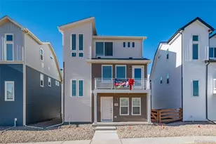 46553 Avery Ln, Bennett, CO 80102 - Photo 4