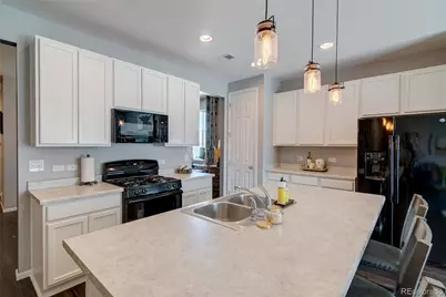 1868 Makley Loop, Castle Rock, CO 80104 - Photo 6