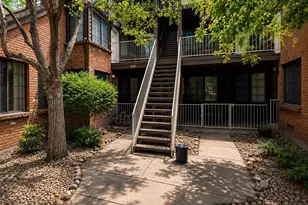 810 S Vance St, Lakewood, CO 80226 - Photo 2