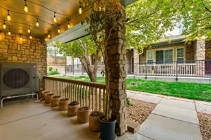 591 S Mobile Pl, Aurora, CO 80017 - Photo 2