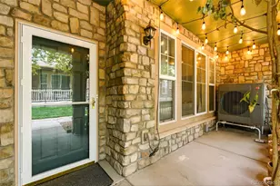 591 S Mobile Pl, Aurora, CO 80017 - Photo 4