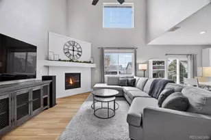 196 N Millbrook St, Aurora, CO 80018 - Photo 2