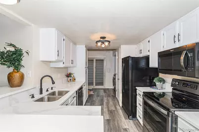 1872 S Quintero Way, Aurora, CO 80017 - Photo 8