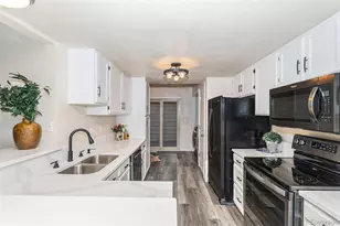 1872 S Quintero Way, Aurora, CO 80017 - Photo 8