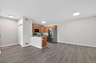 7222 S Blackhawk St, Aurora, CO 80112 - Photo 6