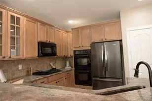 9764 Joplin St, Commerce City, CO 80022 - Photo 8