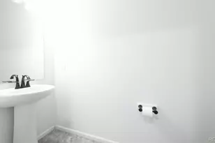 4757 S Buchanan St, Aurora, CO 80016 - Photo 16